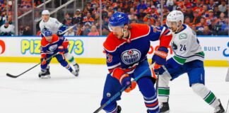 “Бостон” одолел “Флориду”, “Эдмонтон” сравнялся с “Ванкувером”: видео всех шайб вечера НХЛ