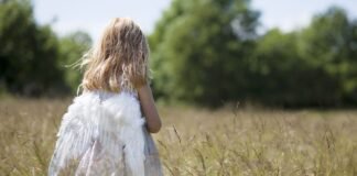 У кого День ангела 12 августа и как красиво поздравить именинников: 5 идеальных вариантов