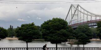 Не по тротуарам. Где на самом деле должны ездить велосипедисты