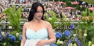 Трендовые балетки и пижама: модный образ от Рианны, который надо повторить (фото)