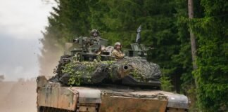 В США задержали военного, передавшего РФ секретную информацию о танке Abrams