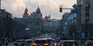 В центре Киева завтра ограничат движение транспорта: что известно