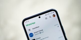 WhatsApp rolls out in-app message translation
