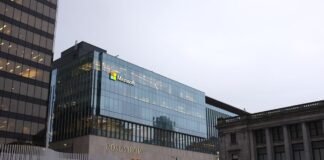 Microsoft reunites Windows teams for Agentic OS