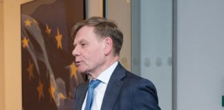 Germany calls on Europe to step up support for Ukraine after changes in Trump's statements