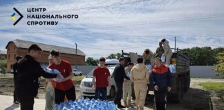 In occupied Donetsk, children are forced to deliver water instead of studying – CNS