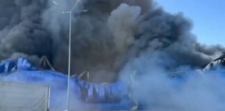 Под удар в Киевской области попал “Эпицентр”, вспыхнул масштабный пожар