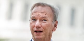 Eric Schmidt says America’s ‘chaotic, confusing’ style is its greatest strength in the AI race