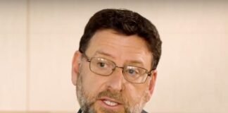 A major Silicon Valley medtech company just announced it was pausing H-1B hires