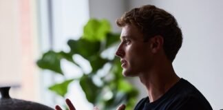 After a Reddit user took a dig at Harvey, Harvey’s CEO fired back — and brought receipts