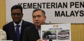 6,360 Rolls-Royce, Lambo, Bentley, Ferrari, Porsche cars have unpaid road tax, RM35.7 million owed – Loke