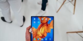 Huawei: Quad-foldable phone is possible in 2026