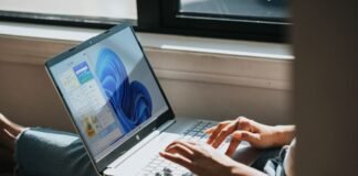 Windows 11 test build blocks local account bypass