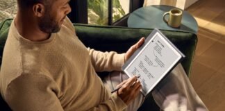 Amazon Kindle Scribe Colorsoft adds color, AI tools