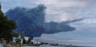 Fire continues at the oil terminal in Feodosia after a UAV attack: 6 tanks are burning – TG channels