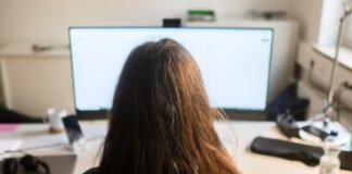 a16z analyzed startup bank transactions and found they’re going hard on vibe coding tools