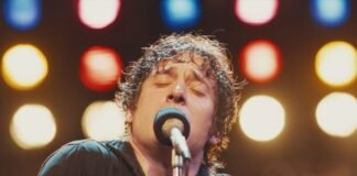 Yes, Jeremy Allen White is actually singing in ‘Deliver Me from Nowhere’ — and Bruce Springsteen approves