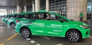 Budget 2026: E-hailing workers get RM200m Perkeso