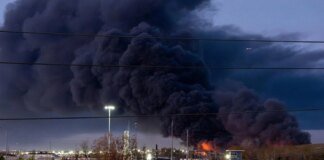UPS cargo plane crashes in US, causing massive fire: dead and injured (video)