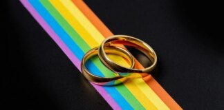 US Supreme Court refuses to review decision on legalization of same-sex marriage