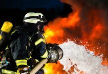 Night attack on Kyiv: 9 injured, damaged buildings and heating networks