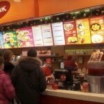 Russians are massively switching to fast food, restaurant attendance is falling – CPD