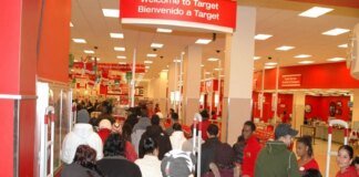 Record crowds expected in US on Black Friday, but shoppers spending less due to high prices – Reuters