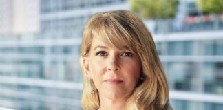 Markets guru Liz Ann Sonders says the AI boom isn’t dot-com bubble 2.0 — but disappointment could roil the economy