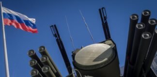 A senior Russian lawmaker says Moscow just delivered new air defense systems to Venezuela