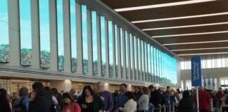 Airlines have been ordered to cancel thousands of flights due to the government shutdown. Here’s what they’re telling passengers.