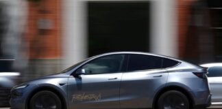 Tesla gets approved to launch ride-hailing service in Arizona