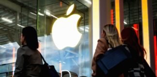 Apple Pulls China’s Top Gay Dating Apps After Government Order