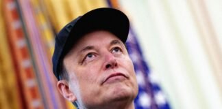 Tesla Shareholders Approve Elon Musk’s $1 Trillion Pay Package