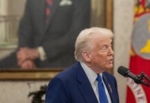 Trump plans to expand US travel ban to 30 countries after Washington shooting