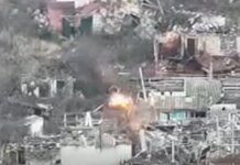 Ukrainian soldiers thwarted Russians' attempt to raise the "tricolor" over a building in Vovchansk