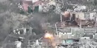 Ukrainian soldiers thwarted Russians' attempt to raise the "tricolor" over a building in Vovchansk