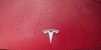 Tesla plummets in Europe: registrations down 36% in November