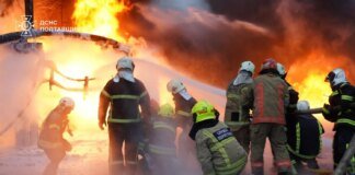 Rescuers are eliminating the consequences of the attack in Kremenchuk: fires at infrastructure facilities are partially localized – SES