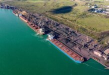 Russian strikes cut off power to railway sections on approaches to Pivdennyi port