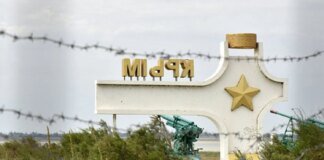 Drone hits warship in Feodosia, causing fire