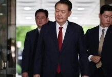 Prosecutors demand 10 years in prison for former South Korean President Yoon Suk-yeol