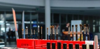 Russia's beauty industry is experiencing its worst pre-holiday month in decades