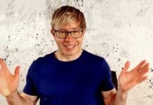 I won $28 million in the Powerball when I was 21. One choice saved me from becoming a broke lottery winner.