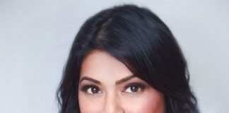 I’m a business immigration lawyer. I’m telling my clients that if you have a valid visa stamp, return to the US now.