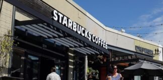 Brian Niccol said he wants Starbucks to feel like the coffee shop from ‘Friends’