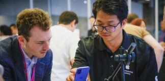 Apple Engineers Are Inspecting Bacon Packaging to Help Level Up US Manufacturers