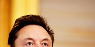 Why SpaceX Is Finally Gearing Up to Go Public