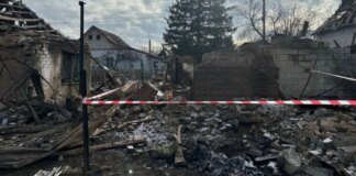 Russian strike on Vilniansk: woman killed, injured, and destruction, investigation launched