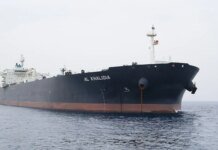 "Shadow fleet" seeks protection in Russia after US tanker seizures – Bloomberg