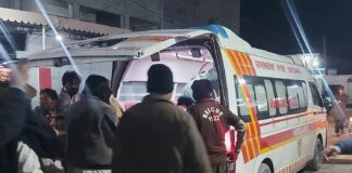 Bloody wedding in Pakistan: Suicide bomber blows up guests at pro-government leader's house